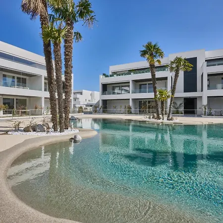 Twin Bays D02 Apartman *